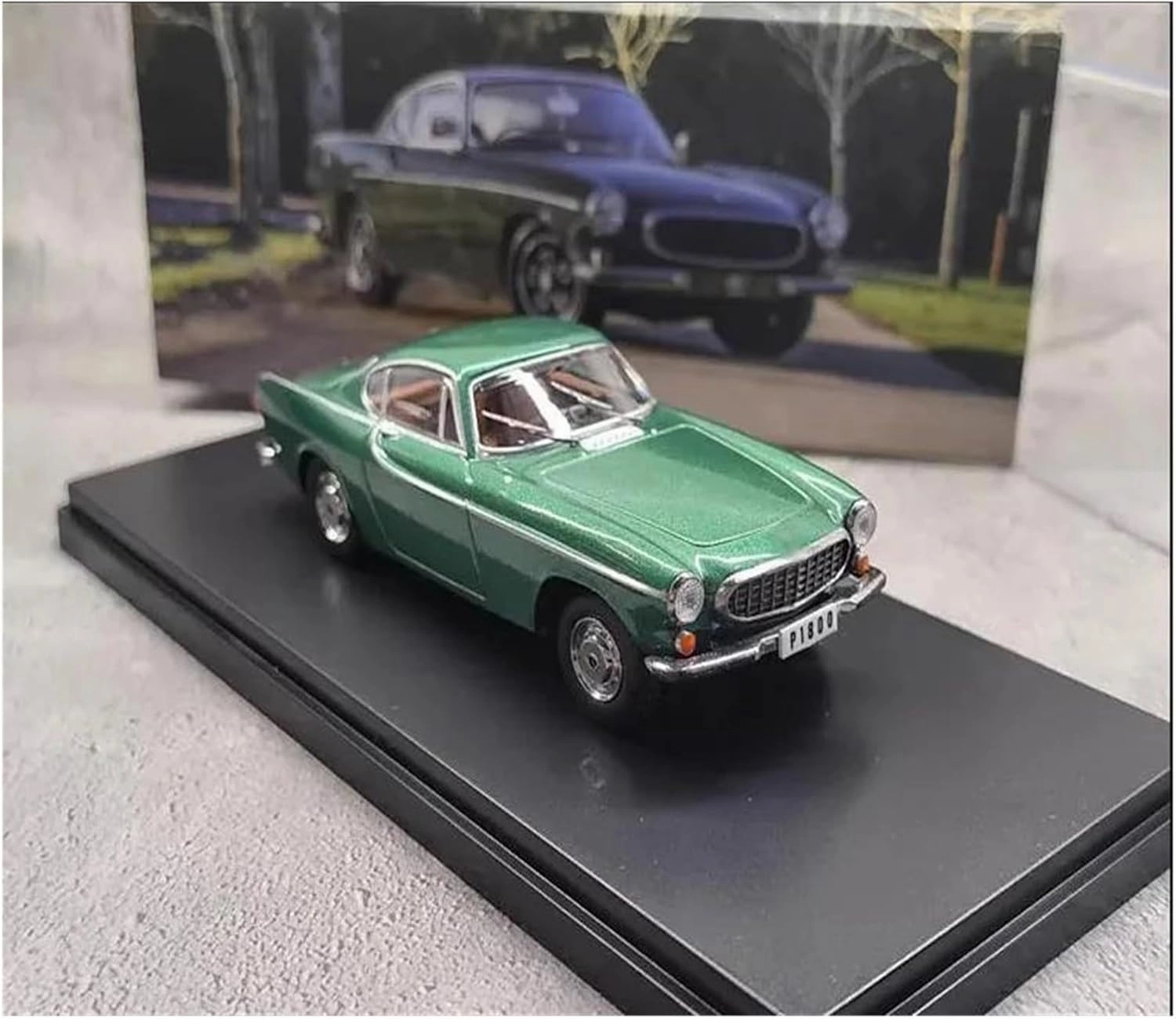1 43 for Volvo P1800 Alloy Diecast Miniature Car Model Simulation Classic Souvenir Display Motor Vehicles Toys(White)