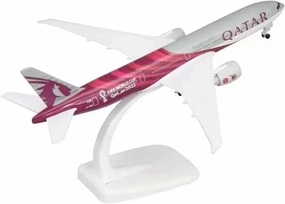 20cm Model Aircraft Alloy Metal for Qatar Boeing 777 Aircraft Model Die Casting Aircraft Model Aircraft Resin Model