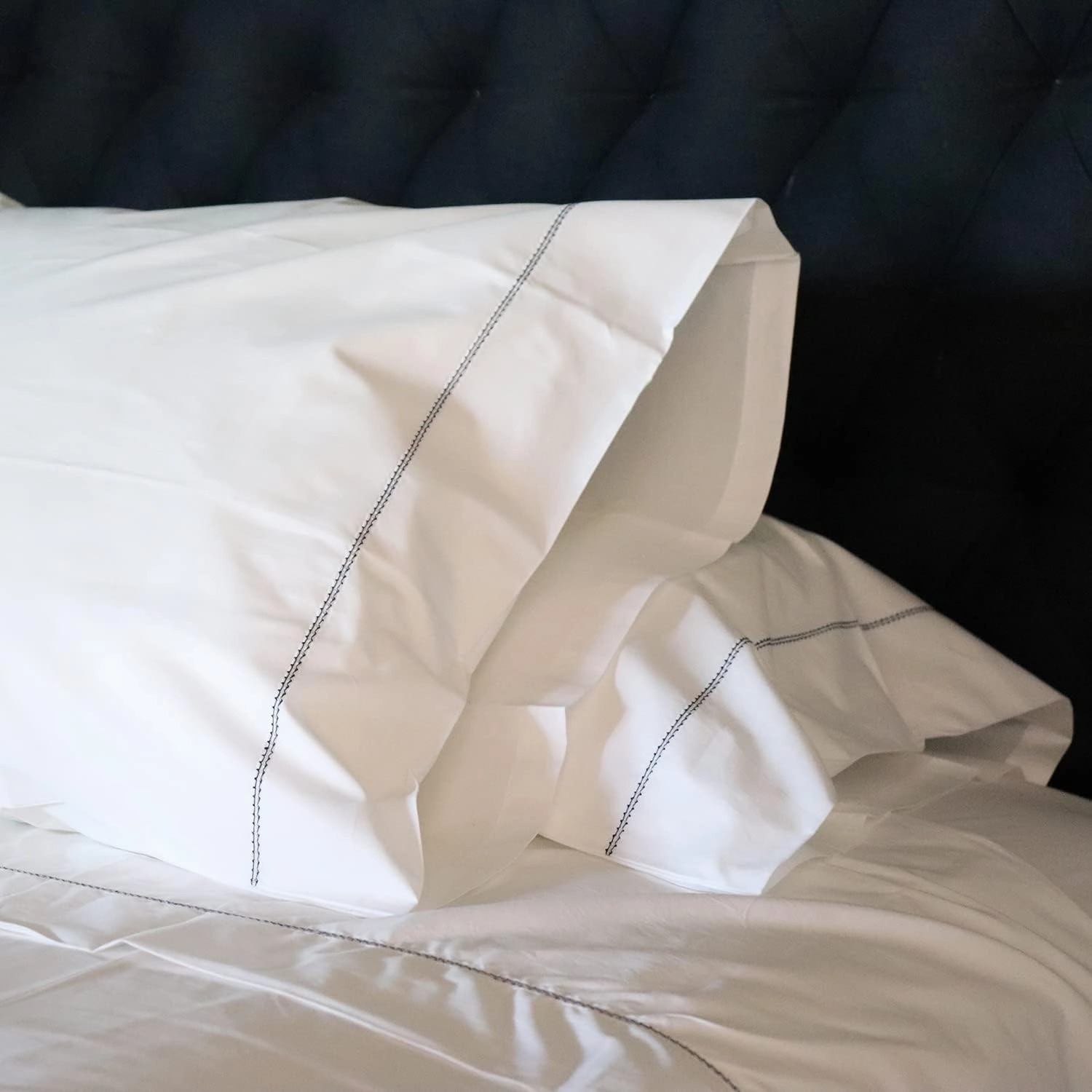 500TC White Cotton Percale Sheet Set with Navy Blue Hemstitch Trim Long Staple Italian Luxury - King