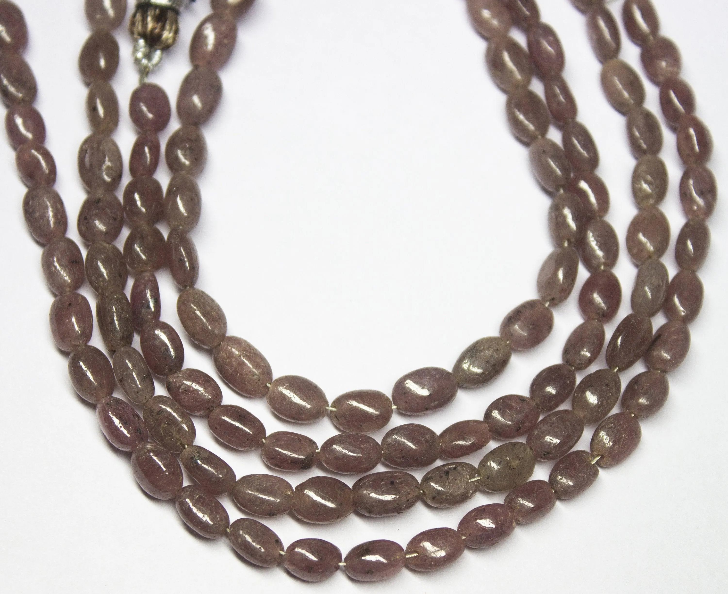 7 inch, 5-6mm, Untreated Ruby Smooth Oval Shape Gemstone Beads