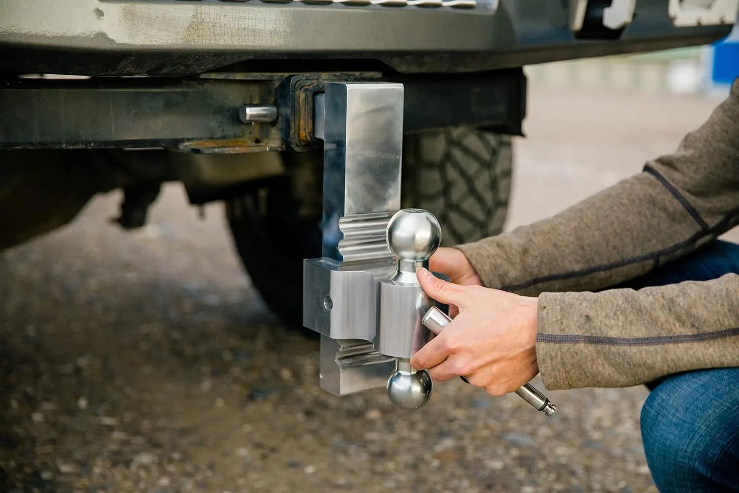ANDERSEN HITCHES | Truck Tow Accessories | Rapid Hitch | Adjustable Extra Heavy Duty Trailer Hitch | Dual 2" and 2-5/16" Ball Receiver, 10-inch Aluminum Rise/Drop 21/2" Shank | 3413-25