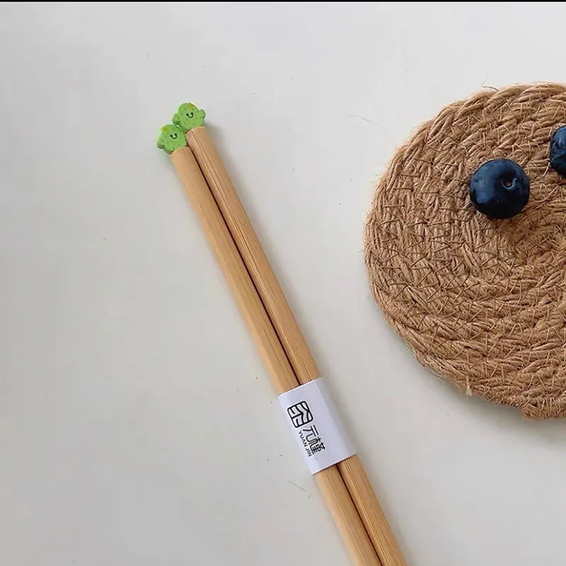 Bear-y Cute Bamboo Chopsticks 🐻🍣 - Delightful Dining Fun for All Ages! 🥢✨