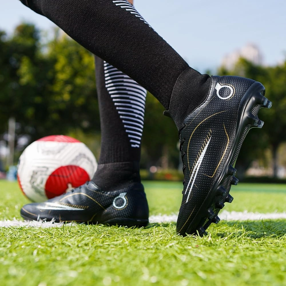 breooes Boys Soccer Cleats Kids Footaball Cleats Outdoor Trainning Soccer Shoes Athletic Girls Football Shoes