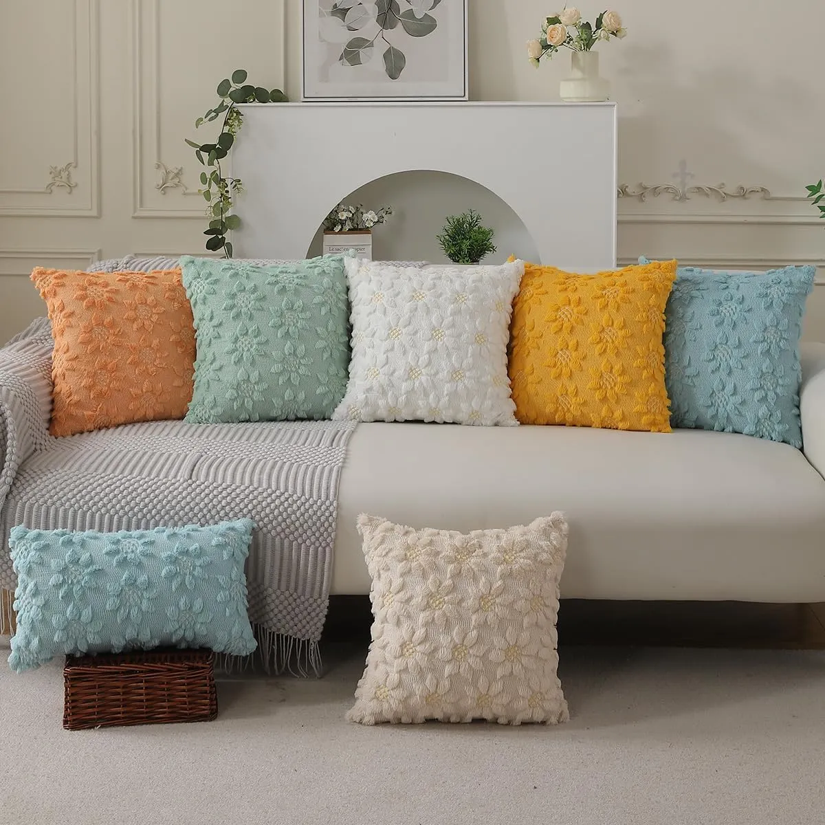 DFXSZ Spring Summer Pillow Covers 18x18 inch Set of 2 Farmhouse Decor White Flower Heart Sunflower Green Soft Plush Faux Fur Jacquard Throw Pillows for Sofa Holiday Spring Home Decor PTK024F18