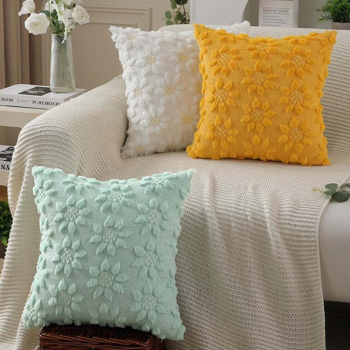DFXSZ Spring Summer Pillow Covers 18x18 inch Set of 2 Farmhouse Decor White Flower Heart Sunflower Green Soft Plush Faux Fur Jacquard Throw Pillows for Sofa Holiday Spring Home Decor PTK024F18