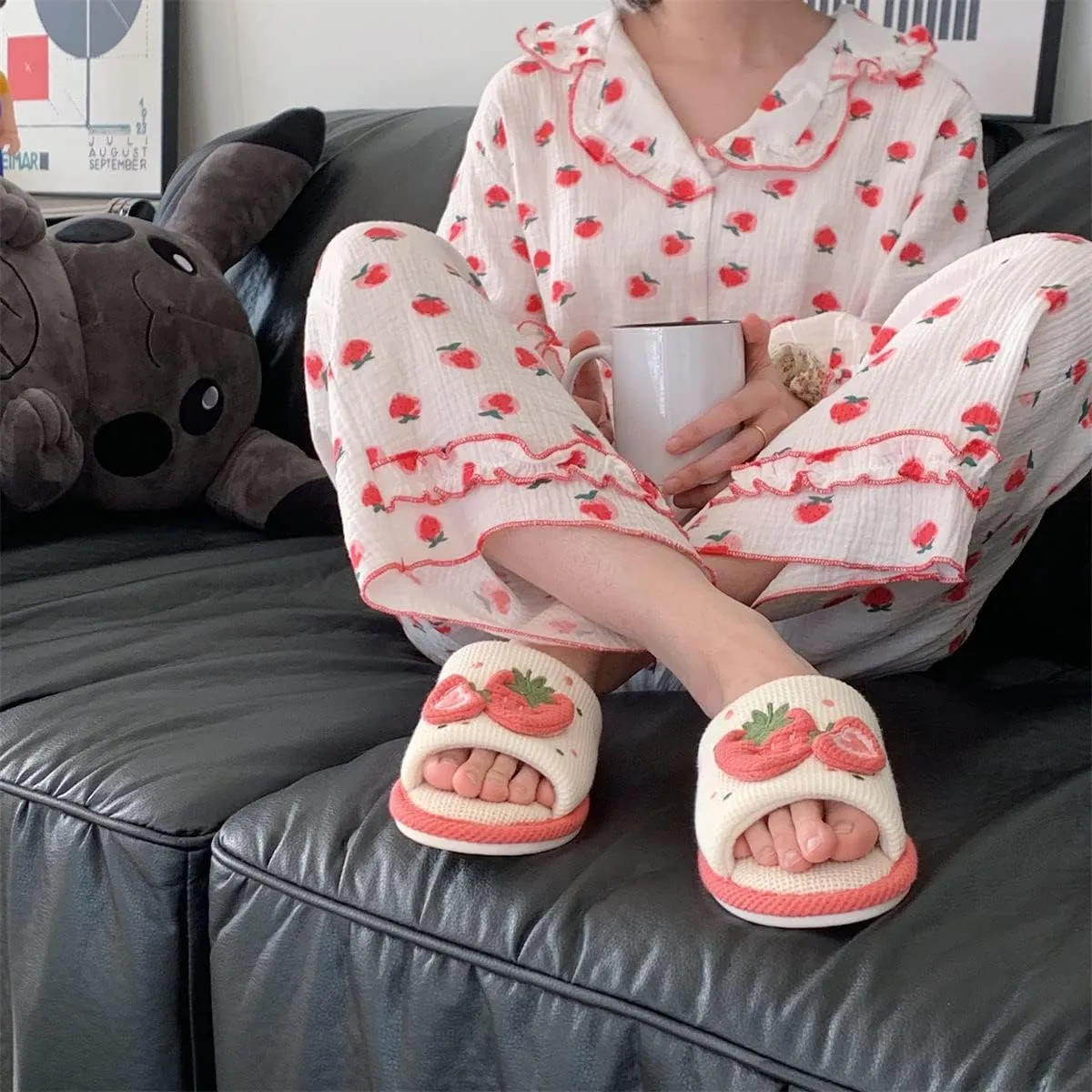 Gaolinci Cute Strawberry Slippers, Home Linen Slippers for Women