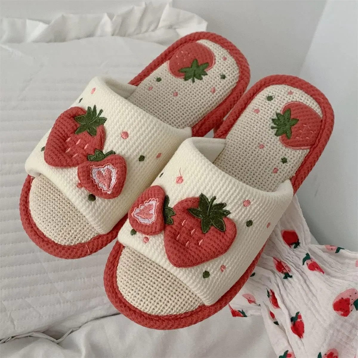 Gaolinci Cute Strawberry Slippers, Home Linen Slippers for Women