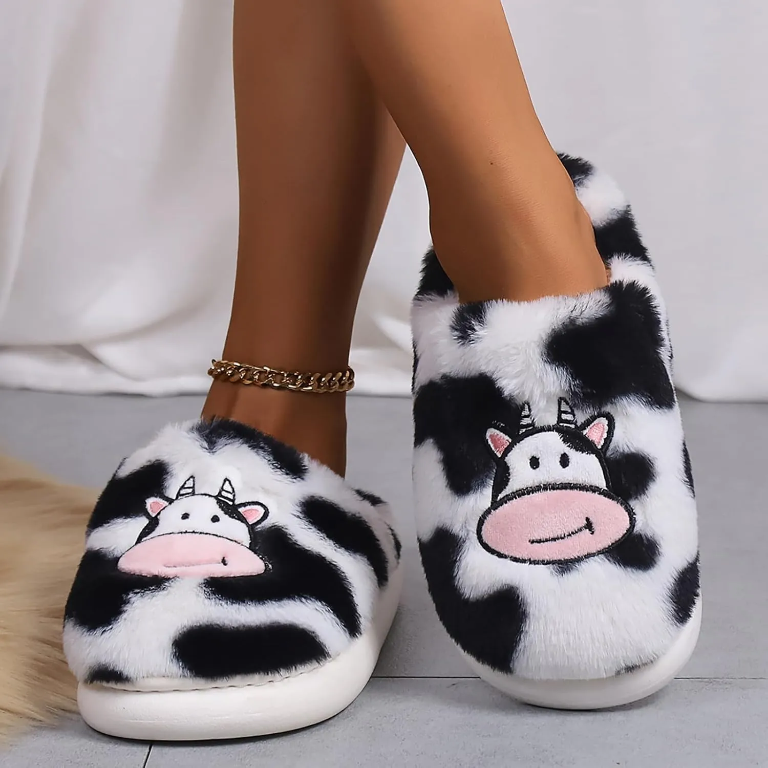 Gaolinci Cute Strawberry Slippers, Home Linen Slippers for Women