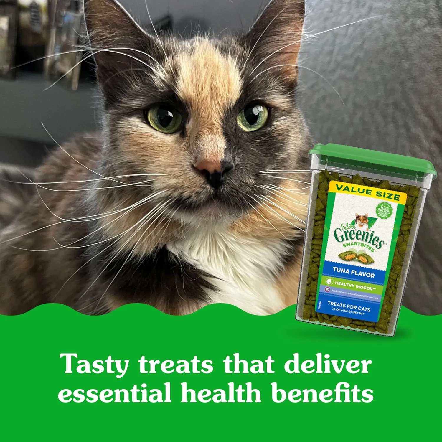 Greenies Feline Smartbites Healthy Indoor Natural Treats for Cats, Tuna Flavor, 16 oz. Tub