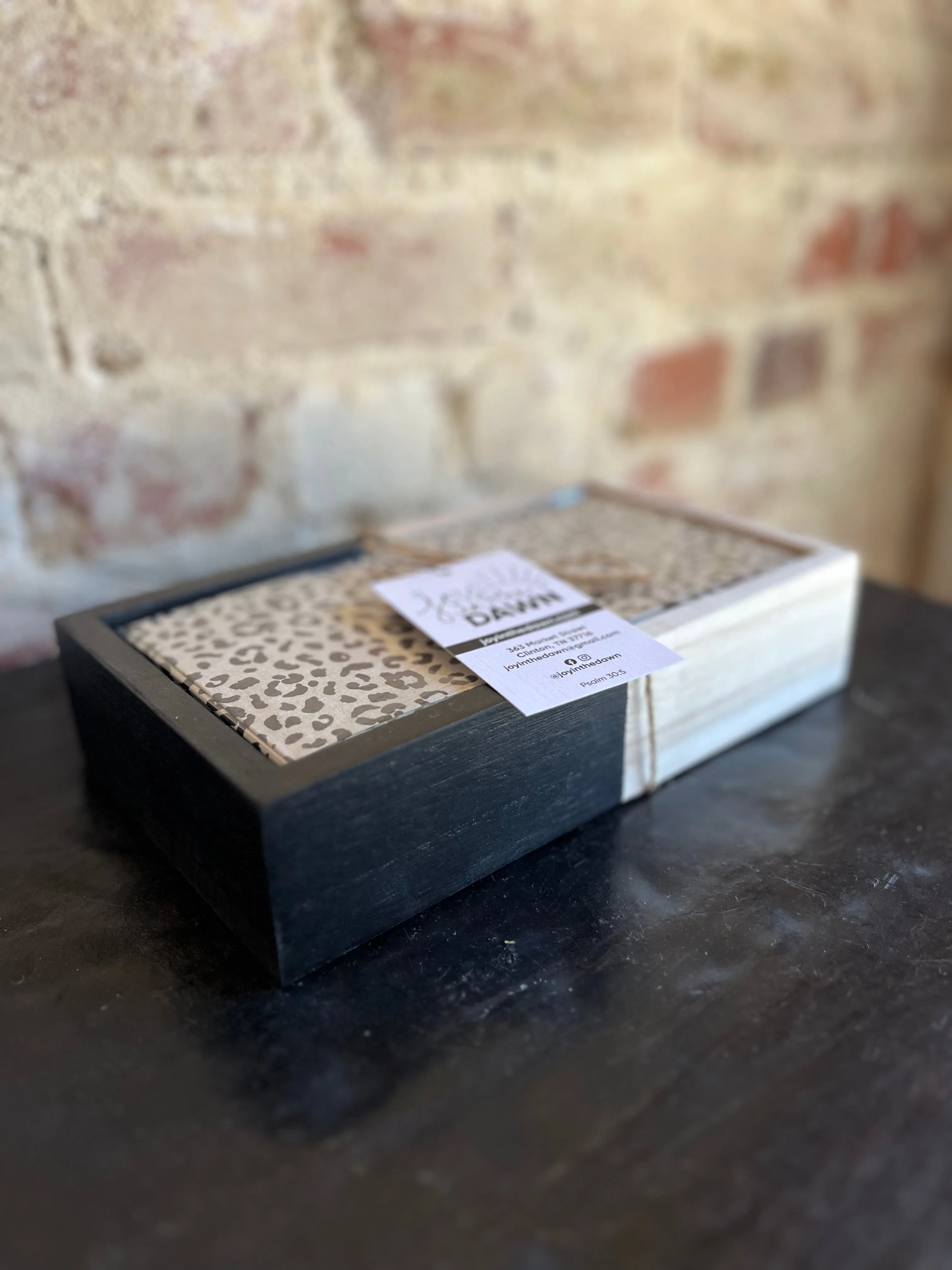 Guest Towel Wooden Box w/ Leopard Disposable Towels
