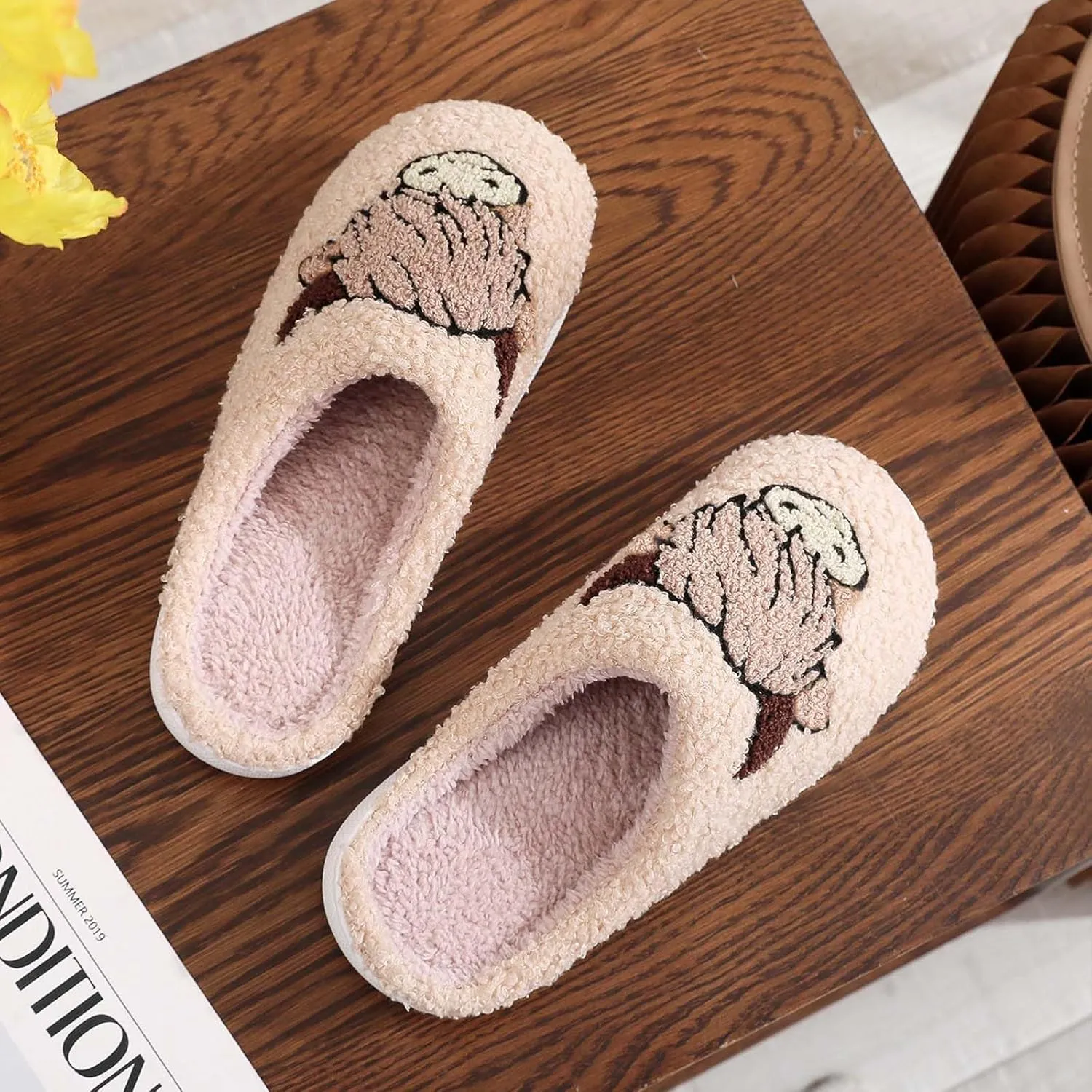 Highland Cow Slippers for Women Plush Scottish Highland Cow Animal Slippers Warm Non Slip Home Indoor Slippers