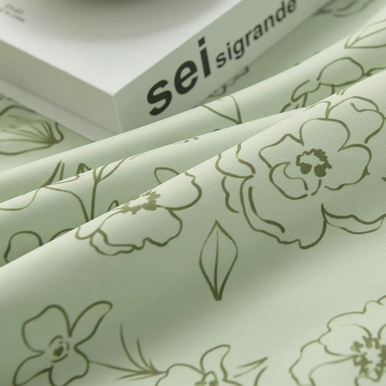 jinchan Floral Kitchen Curtains 24 Inch Length Privacy Small Window Curtains Over Sink Tiers for Living Room Bathroom RV Closet Room Darkening 2 Panels Green