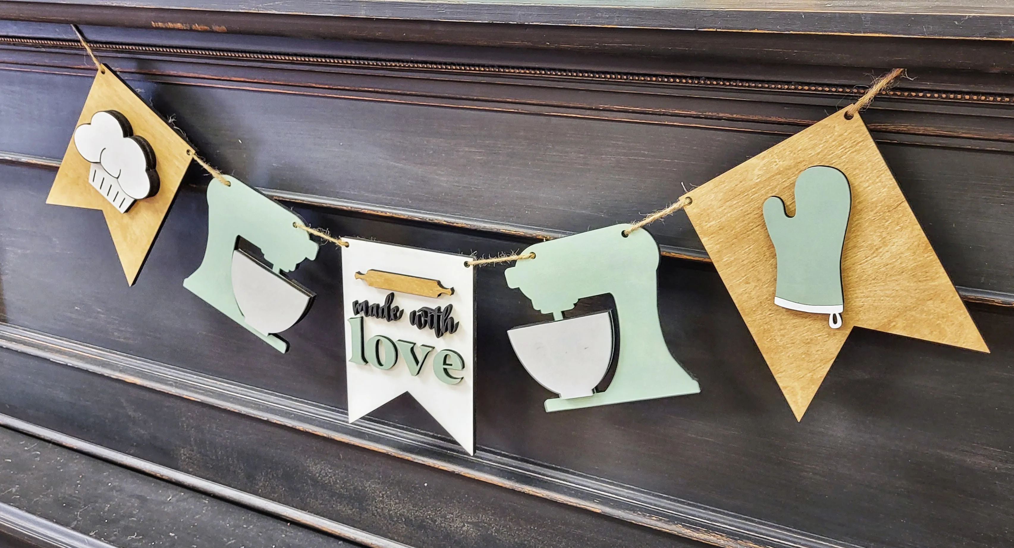 Kitchen theme tier tray set