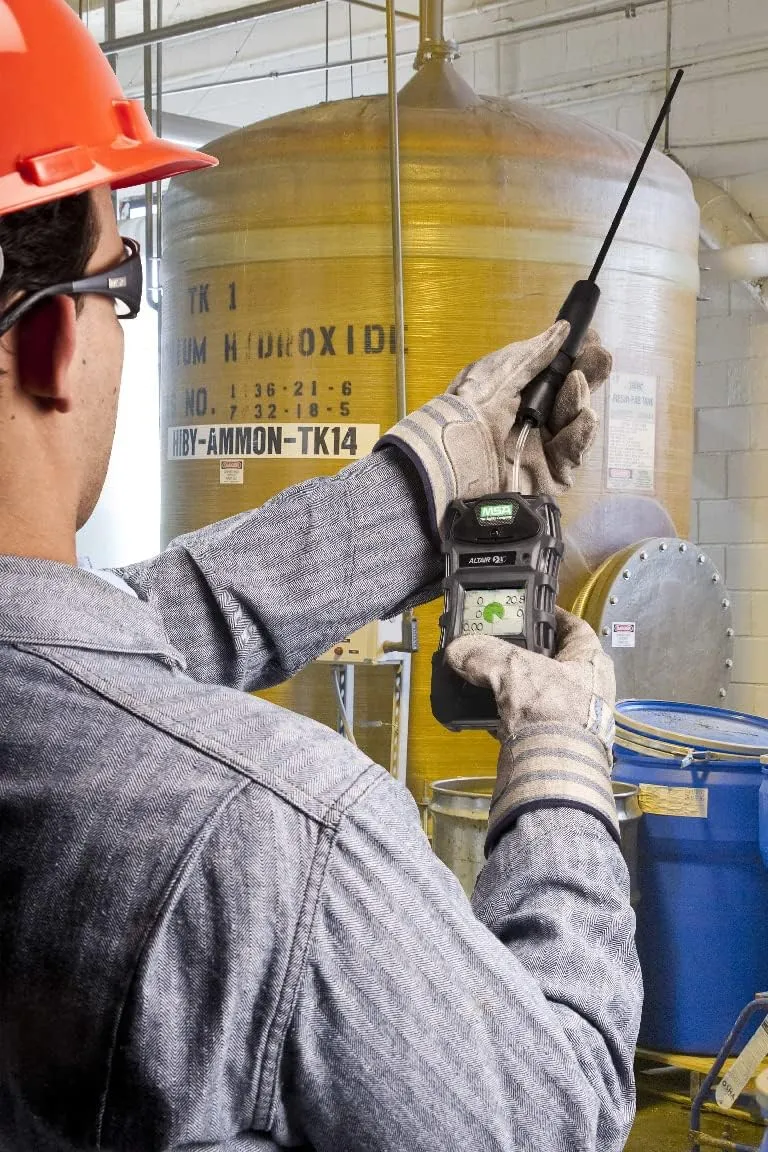 MSA 10116924 ALTAIR 5X Multi-Gas Detector - (O2, CO, H2S), Charcoal Device with Monochrome Display, Portable Gas Monitor, Durable, UL/CSA, Instrument Only