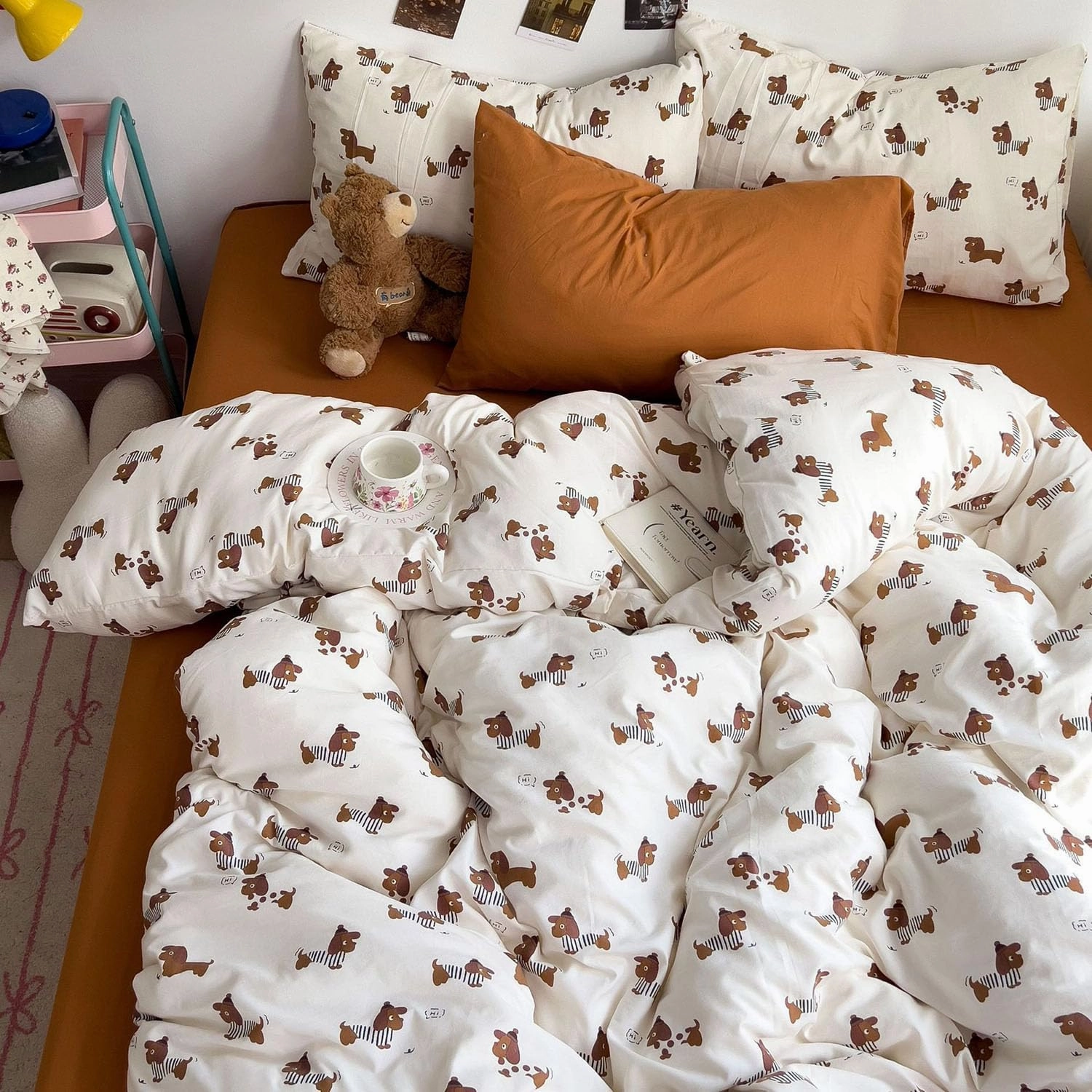 Nayoroom Dachshund Duvet Cover Queen Size Brown Striped Dog Printed Anime Bedding Set 3 Pcs Kids Girls Soft Microfiber Cute Comforter Cover with Zipper Closure