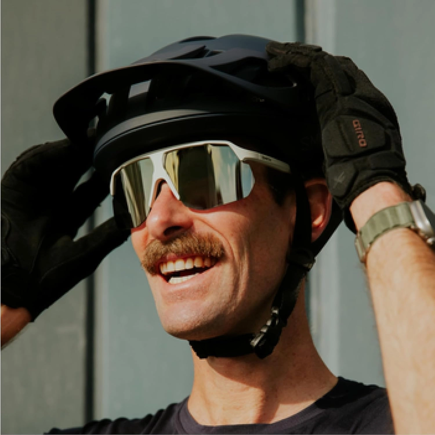SMITH Payroll E-Bike Helmet – Adult Mountain E-Bike Helmet with MIPS Technology   Aleck Safety Sensor Accessory – Lightweight Protection for Men & Women – Adjustable Visor