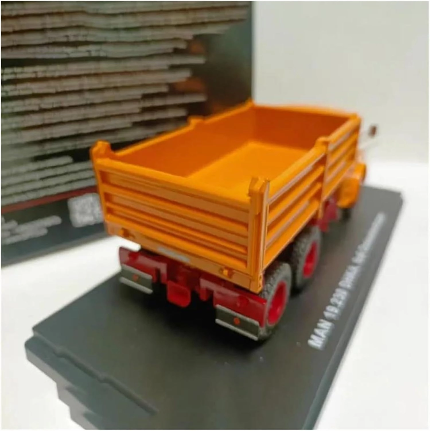 Sports car Metal Model 1/50 for Man 19.230 DHKA 6x6 Resin Truck Model Car Delicacy Miniature Static Collectible Holiday Toy for Home Décor(Green)