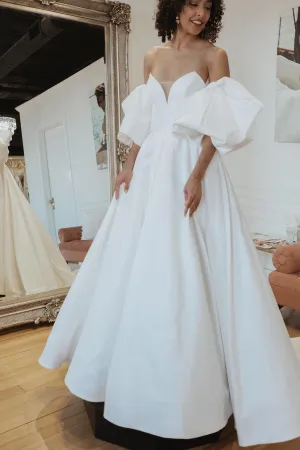 Sweetheart Satin Wedding Dress With Short Sleeves