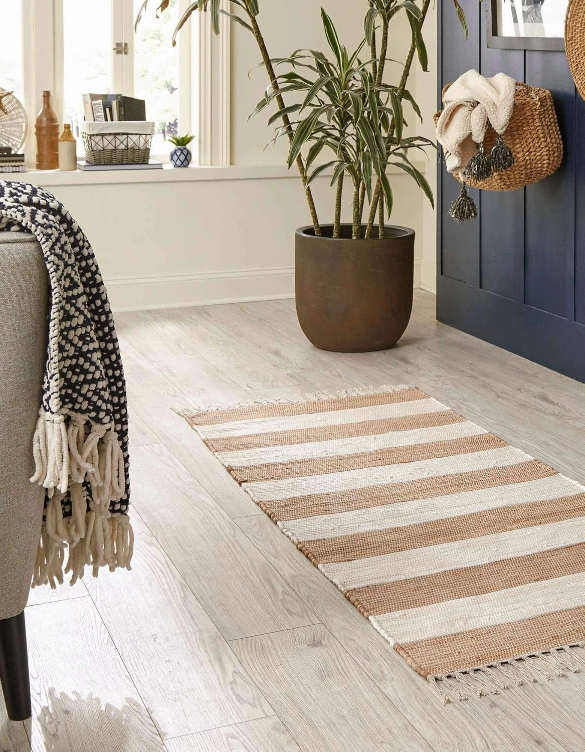 Unique Loom Chindi Rag Collection Area Rug - Striped (2' 2" x 12' 2" Runner, Beige/ Ivory)