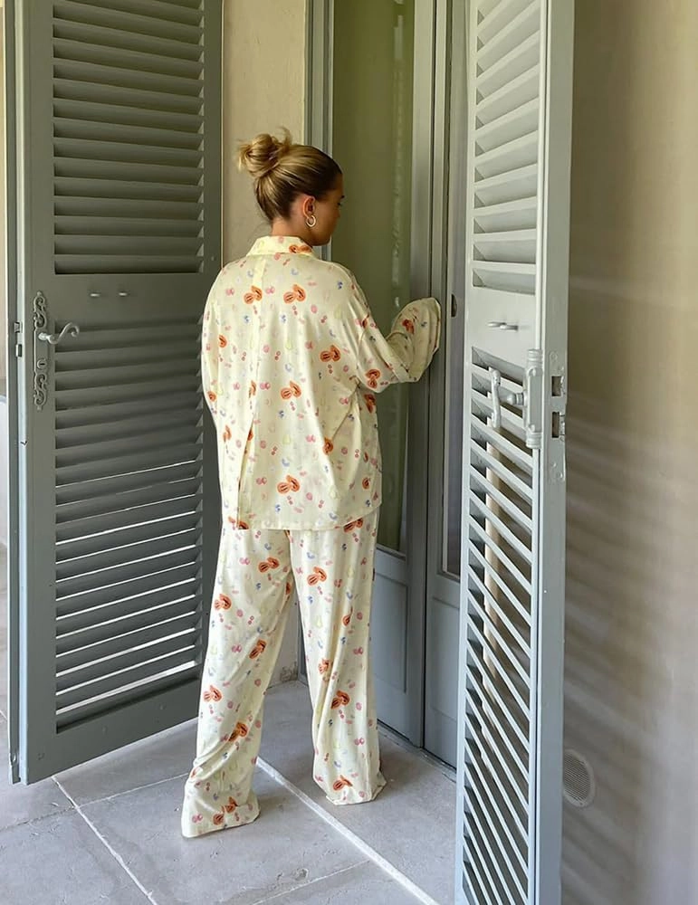 Women 2 Piece Floral Pajama Set Button Down Long Sleeve Wide Leg Fruit Set Cute Pjs Y2K Loungewear Sleepwear S-XL