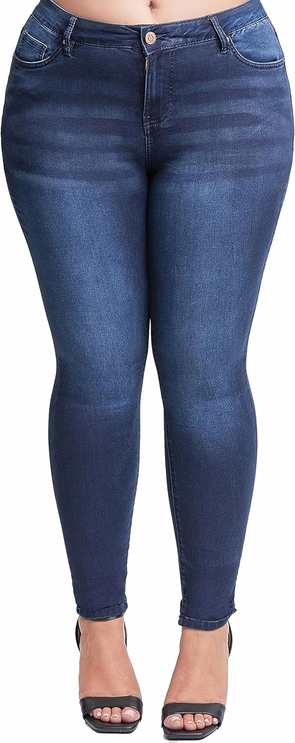 YMI Women's Plus Size Hyperdenim Super Stretchy Skinny Jeans