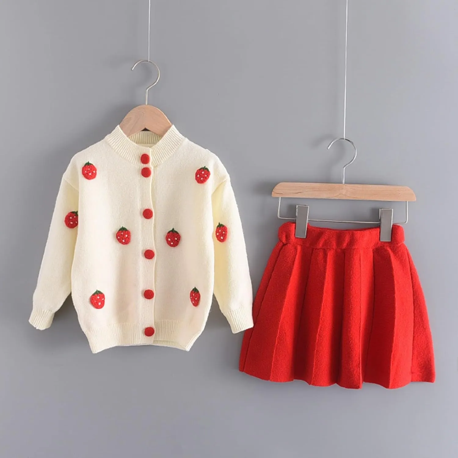 Young Girls Outfits Toddler Girls Autumn/Winter Girls Strawberry Print Knitted Sweater Teens Fashion Tracksuit for Girls